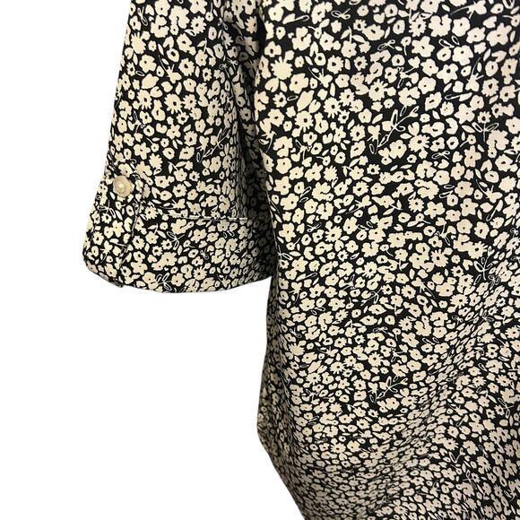 Catherines Women Tunic Top 14/16 Ditsy‎ Floral Button Up Cottage Office Travel - Picture 3 of 8